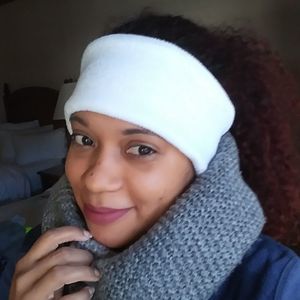 Meet your Posher, Yindra